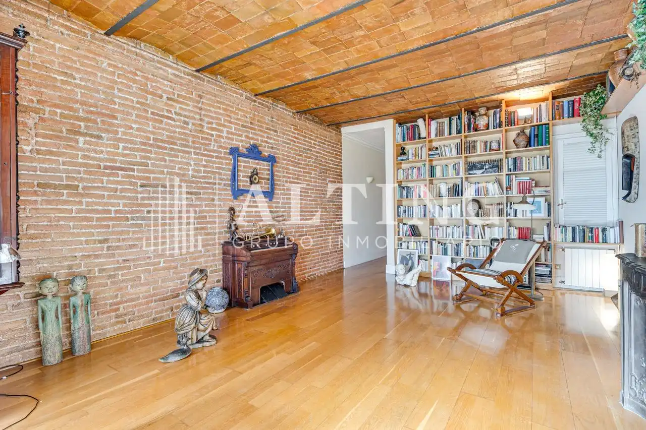 Appartamento con terrazza in vendita a Eixample, imagen 10