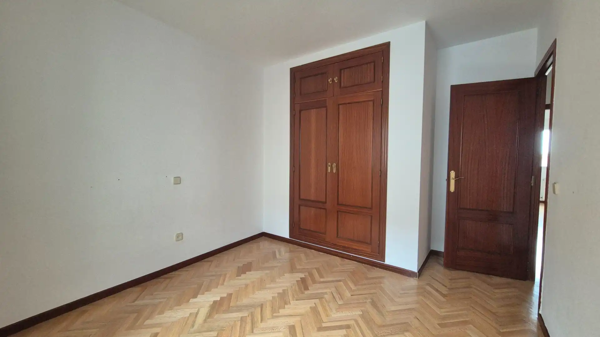 Bedroom of Flat for sale in Galapagar  with Heating, Parquet flooring and Terrace
