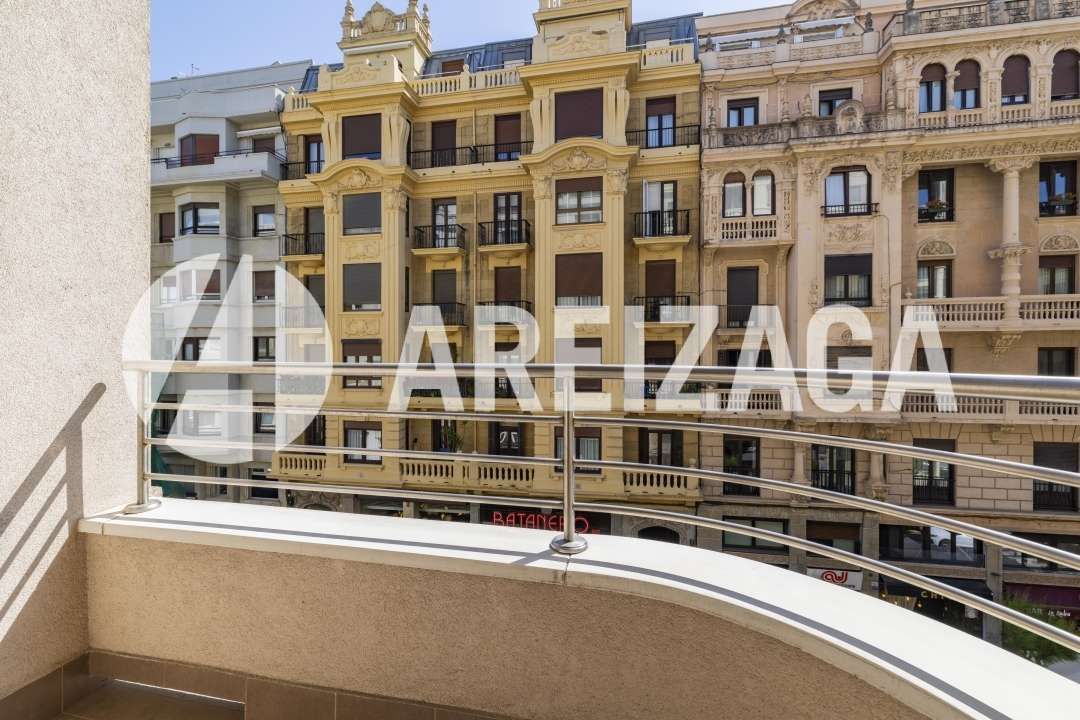 Exterior view of Flat for sale in Donostia - San Sebastián   with Heating, Terrace and Balcony
