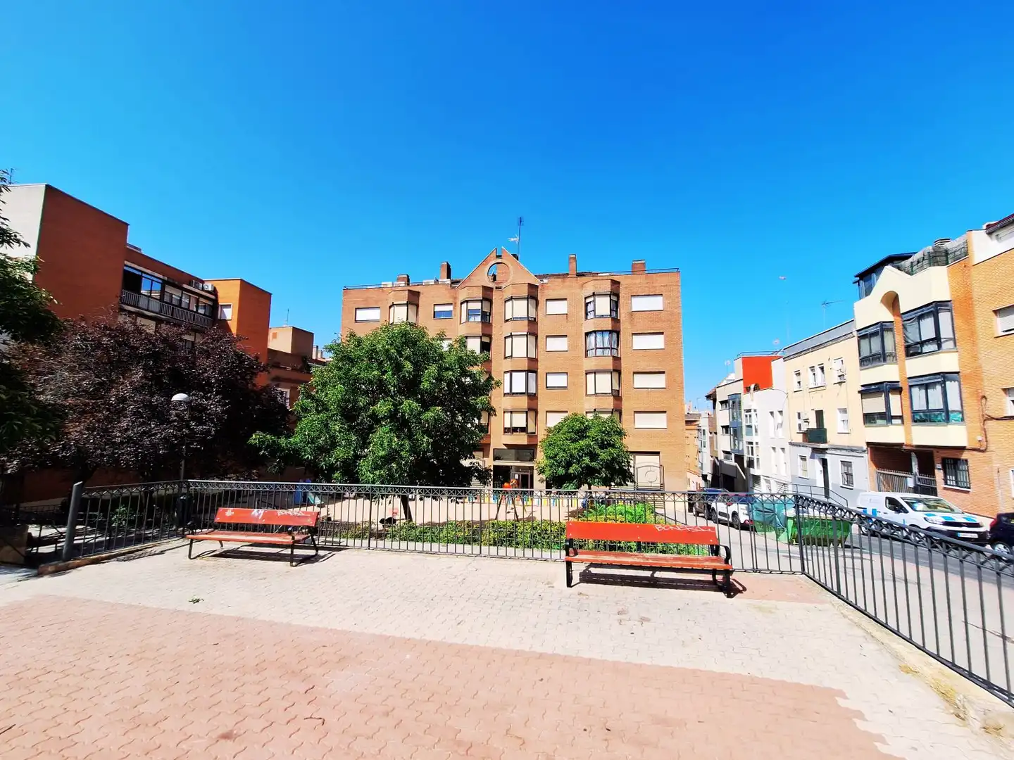 Vista exterior de Piso de alquiler en Madrid con Aire acondicionado, Calefacción y Parquet