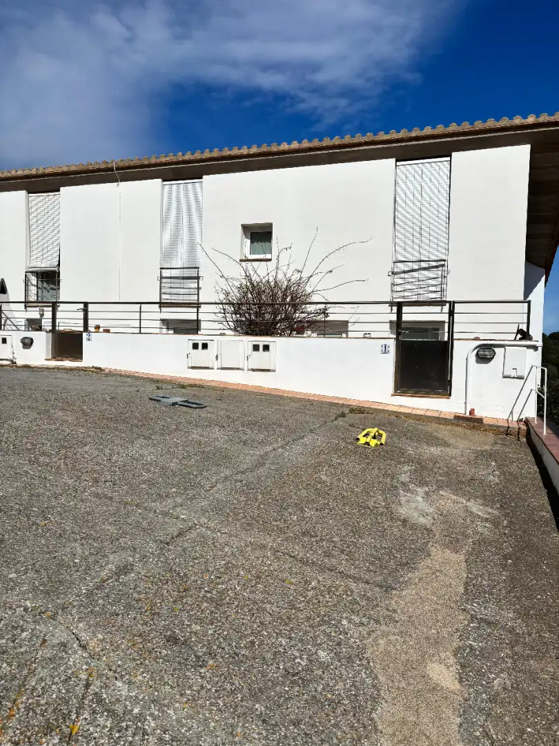 Parking de Casa adosada en venta en Begur con Aire acondicionado, Calefacción y Jardín privado