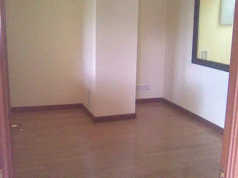 Local de lloguer en Pinto amb Aire condicionat, Calefacció i Parquet