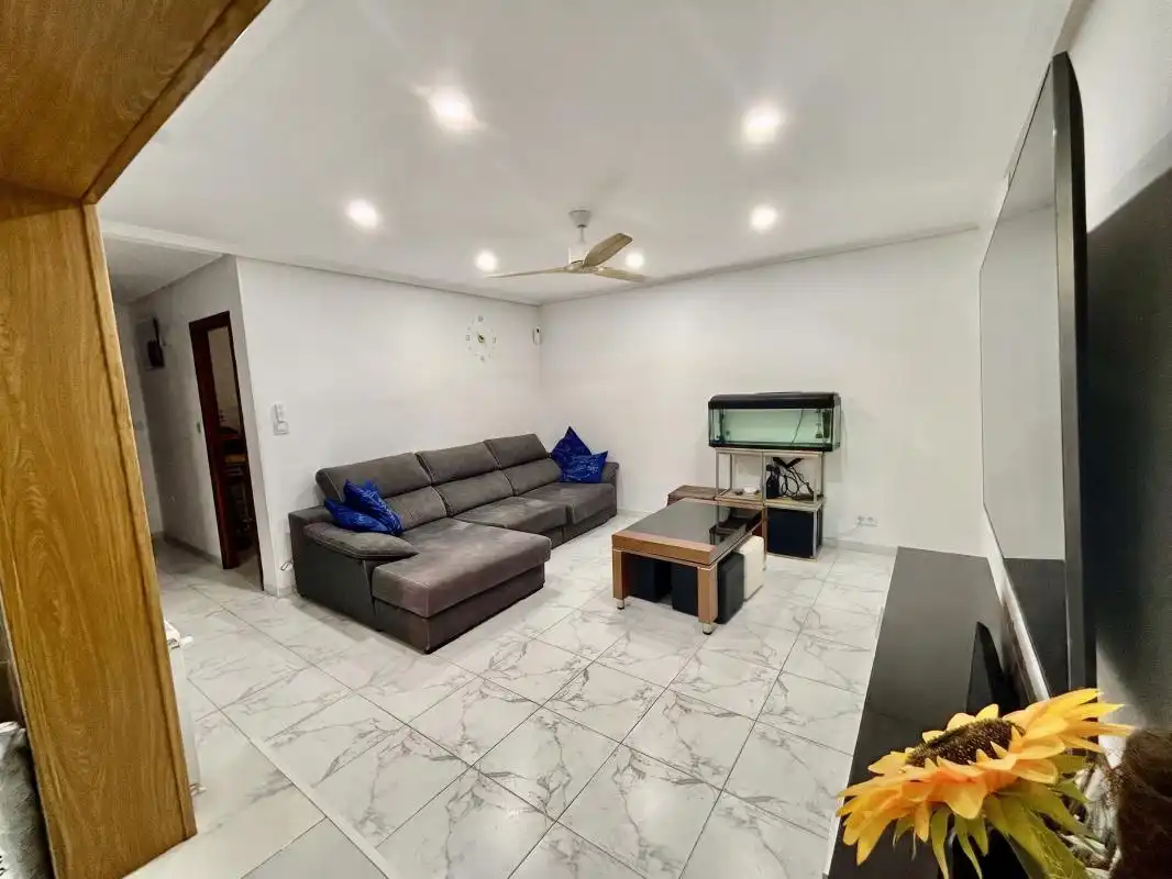Wohnzimmer von Wohnung zum Verkauf in Madrid mit Heizung, Terrasse und Balkon