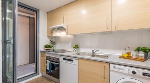 Foto 3 de Pis de lloguer a Calle Gonzalo de Berceo, Los Hueros, Madrid