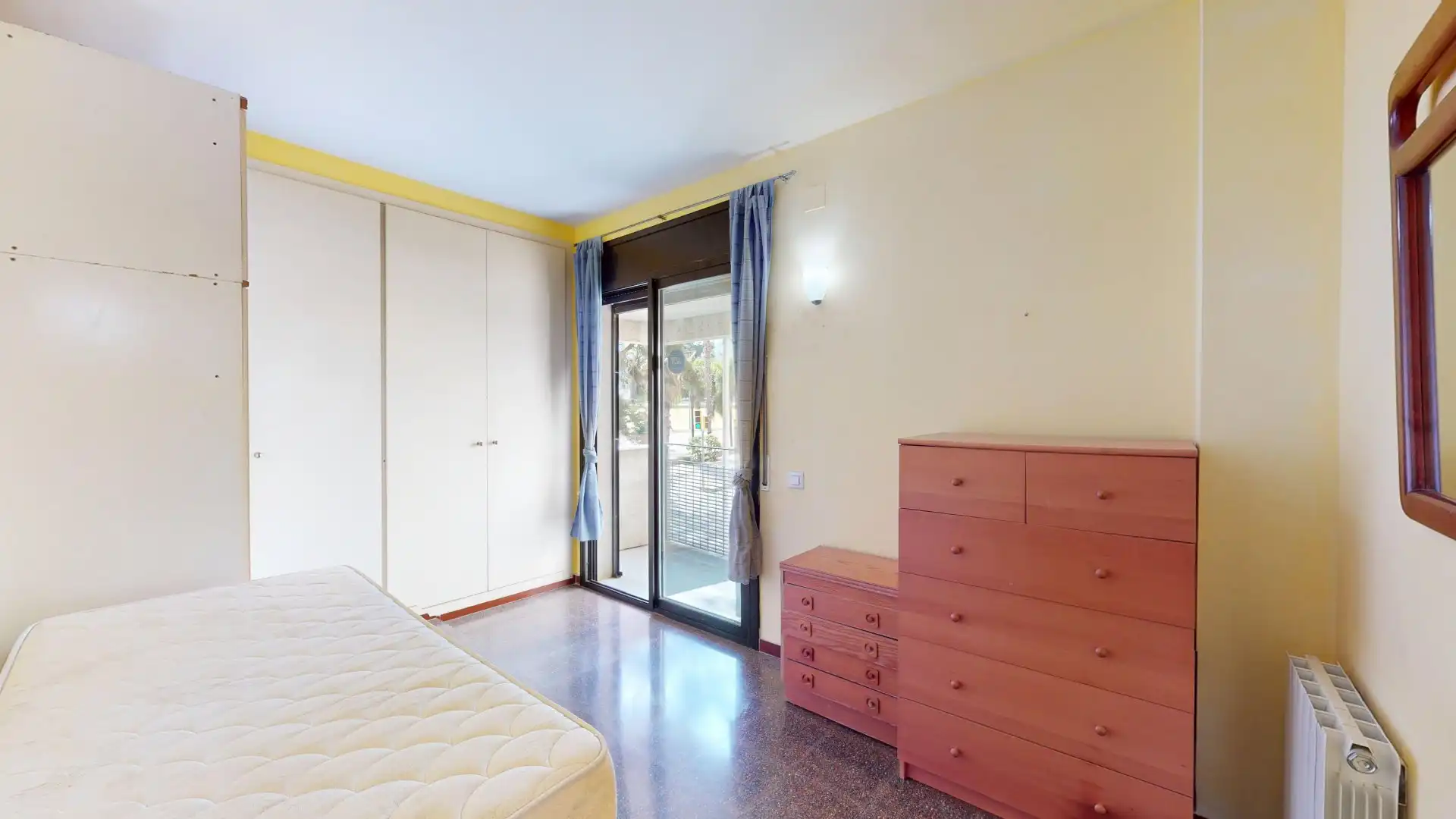 Schlafzimmer von Wohnung zum Verkauf in Barcelona mit Heizung und Balkon