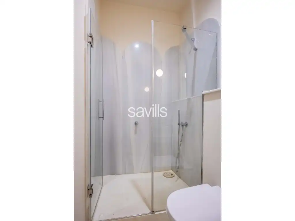 Bathroom of Apartments for sale in Sevilla