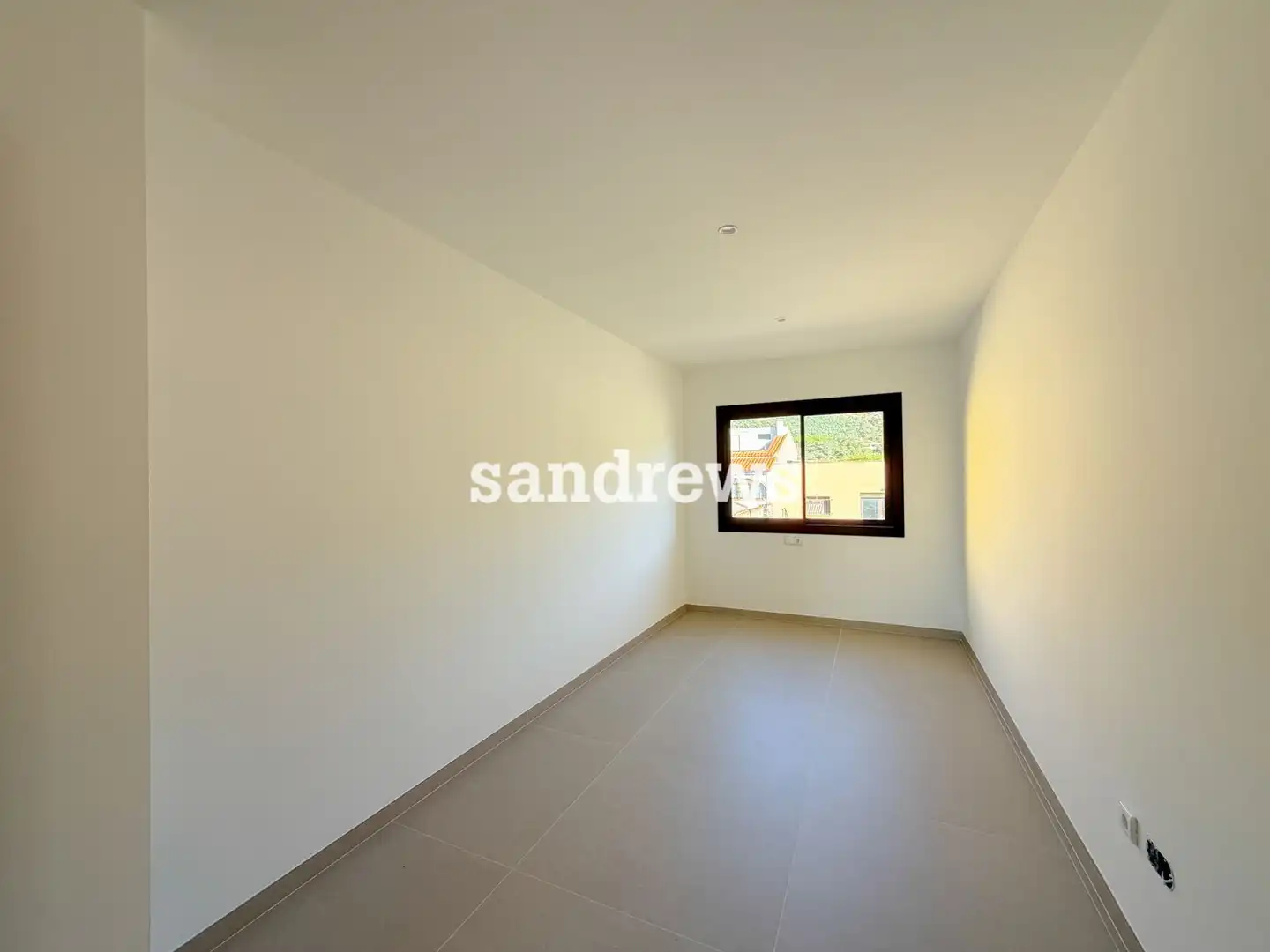 Adossat amb jardí en venda a Cantallops, imagen 6