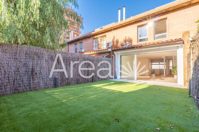 Casa adosada en Alquiler en Calle SANTA MARIA en Veral d'Ocata