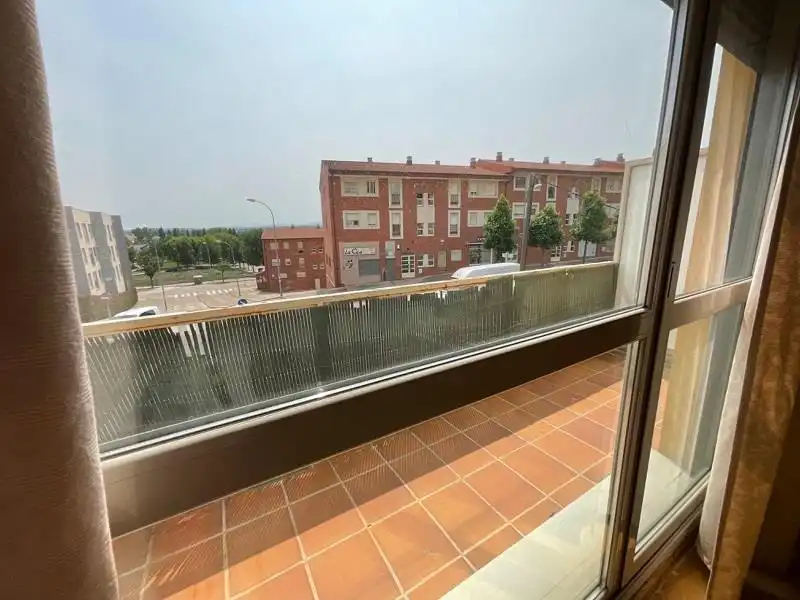 Adossat amb terrassa en venda a Calle del Bastión, imagen 16