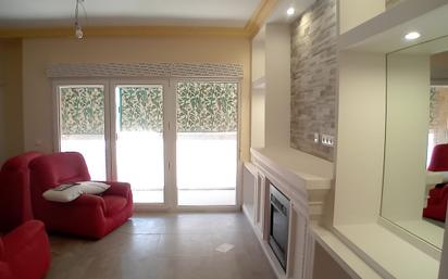 Living room of Flat for sale in Colmenar Viejo  with Heating, Terrace and Storage room