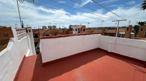 Foto 3 de Casa adosada en venta en Calle Gabriela Mistral, Aguas Nuevas, Torrevieja