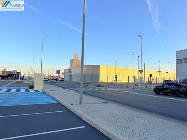 Locale commerciale in cessione a Centro Comercial - Capsades -  Hospital