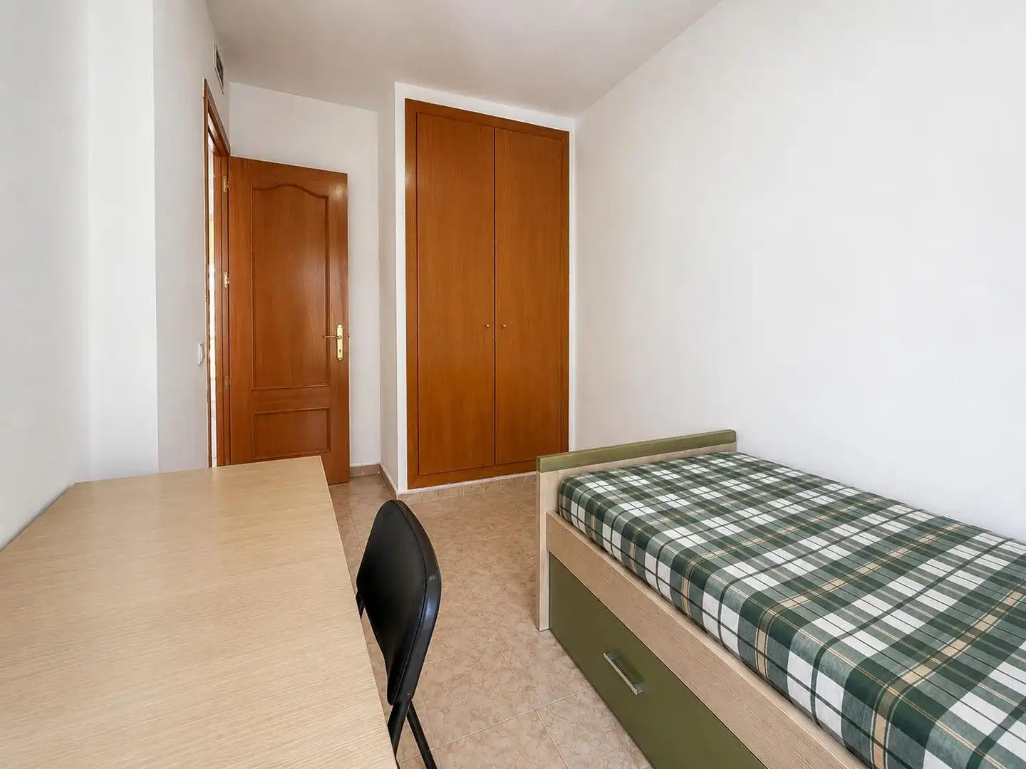 Bedroom of Detached homes for sale in Cambrils  with Air Conditioner, Terrace and Balcony