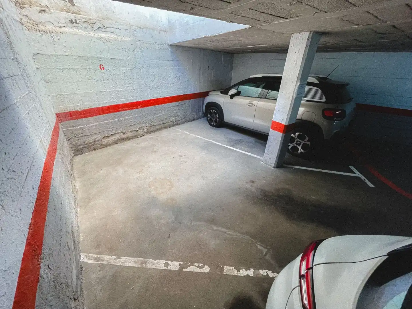 Parkplatz von Garage zur Miete in Badalona