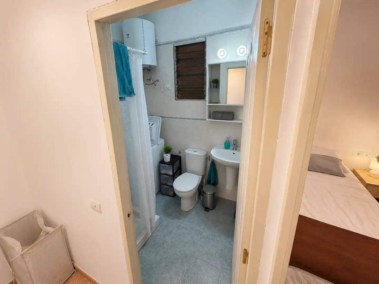 Bathroom of Flat for sale in San Cristóbal de la Laguna  with Furnished
