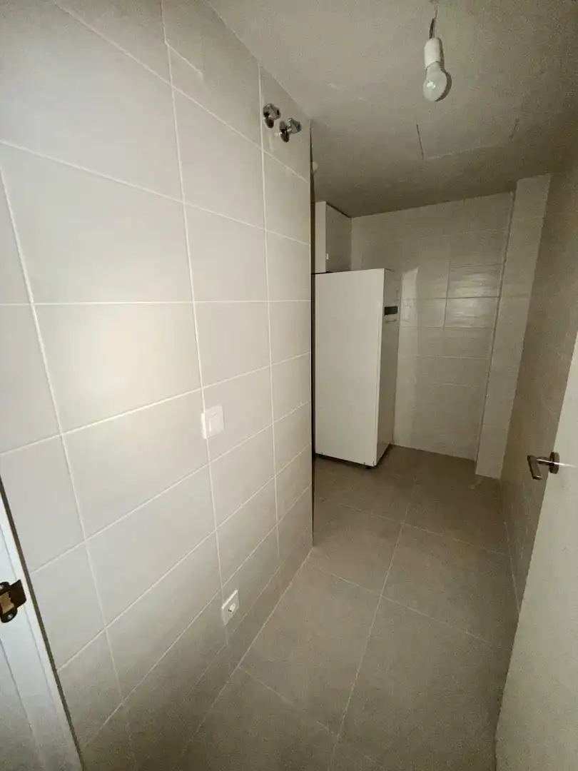 Bathroom of Flat for sale in Valencia  with Air Conditioner, Parquet flooring and Terrace