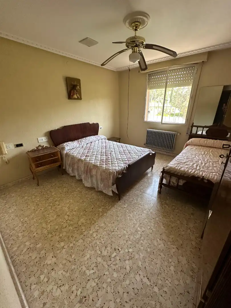 Habitación de Casa o chalet en venta en Jaén con Aire acondicionado, Jardín privado y Terraza