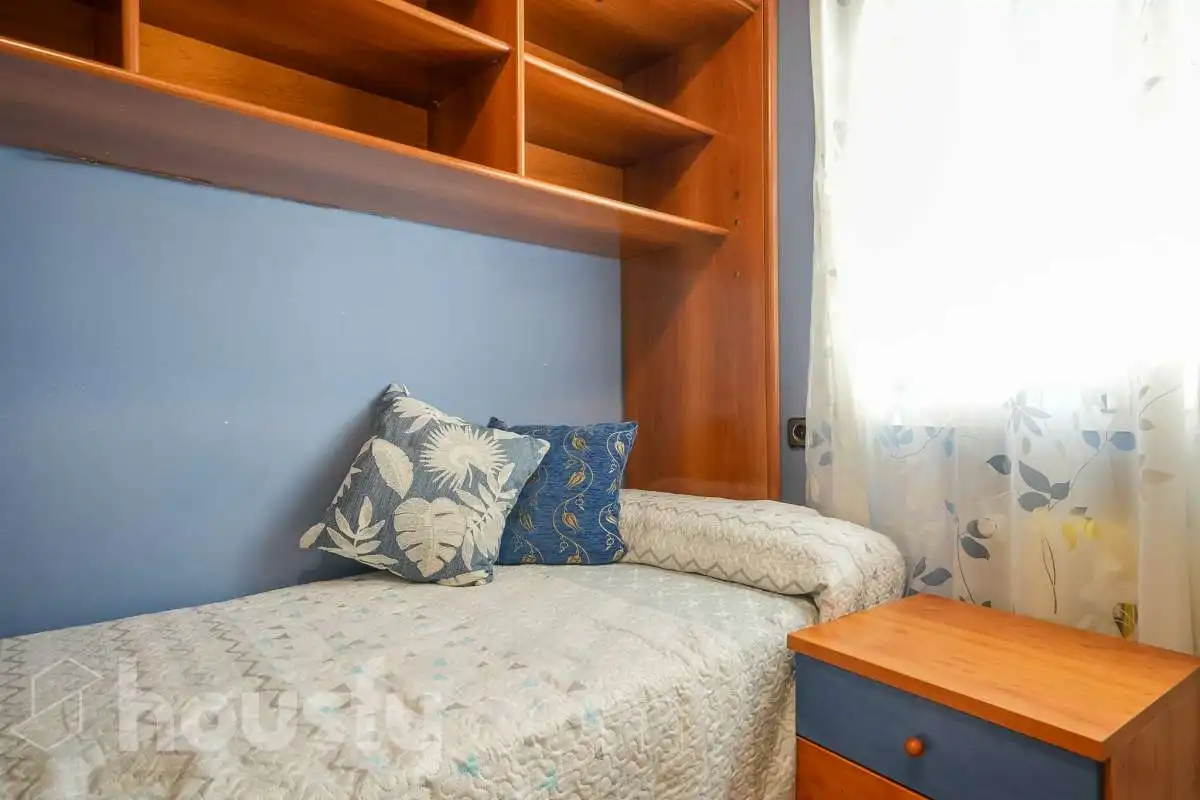 Bedroom of Flat for sale in Móstoles  with Air Conditioner, Heating and Terrace