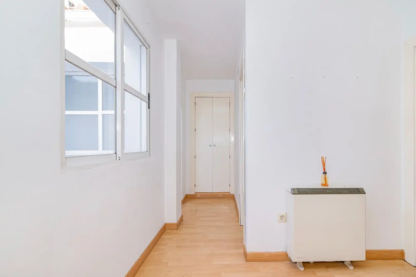 Dachboden zum Verkauf in La Zubia mit Klimaanlage, Terrasse und Abstellraum