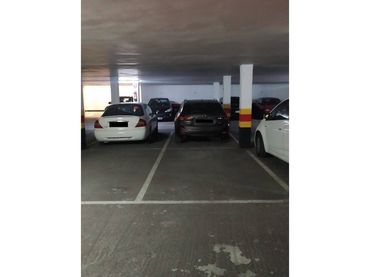 Aparcament de lloguer a Avda. Portugal