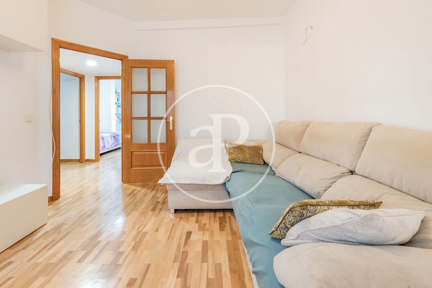 Living room of Flat for sale in  Madrid Capital  with Heating and Terrace