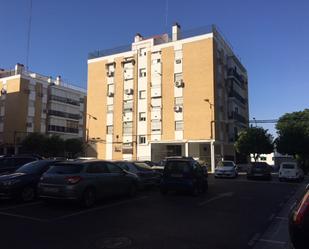 Vista exterior de Pis en venda en  Sevilla Capital