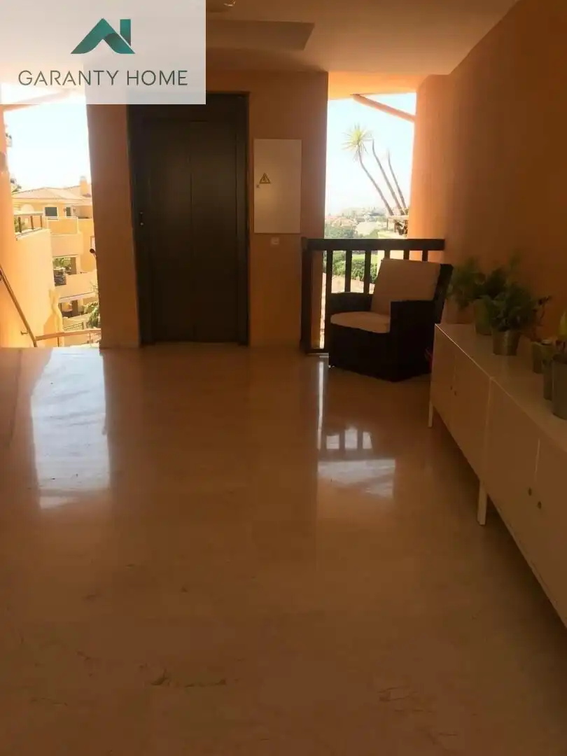 Ático de alquiler en Benalmádena con Aire acondicionado, Jardín privado y Terraza