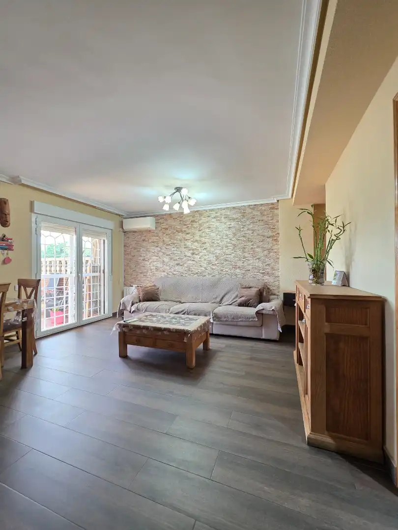 Living room of Detached homes for sale in Getafe  with Air Conditioner, Heating and Parquet flooring
