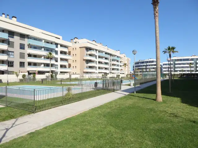 Exterior view of Flat for rent in Torremolinos  with Air Conditioner, Parquet flooring and Terrace