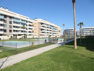 Appartamento con piscina in affitto a Calle Gad 12
