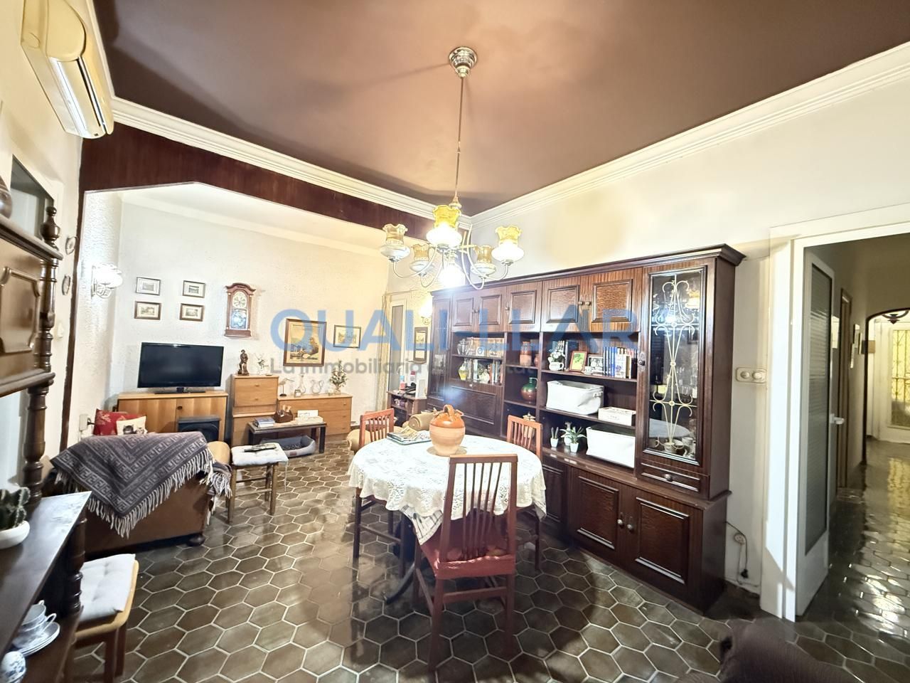 Dining room of Planta baja for sale in Sant Joan Despí  with Air Conditioner and Terrace