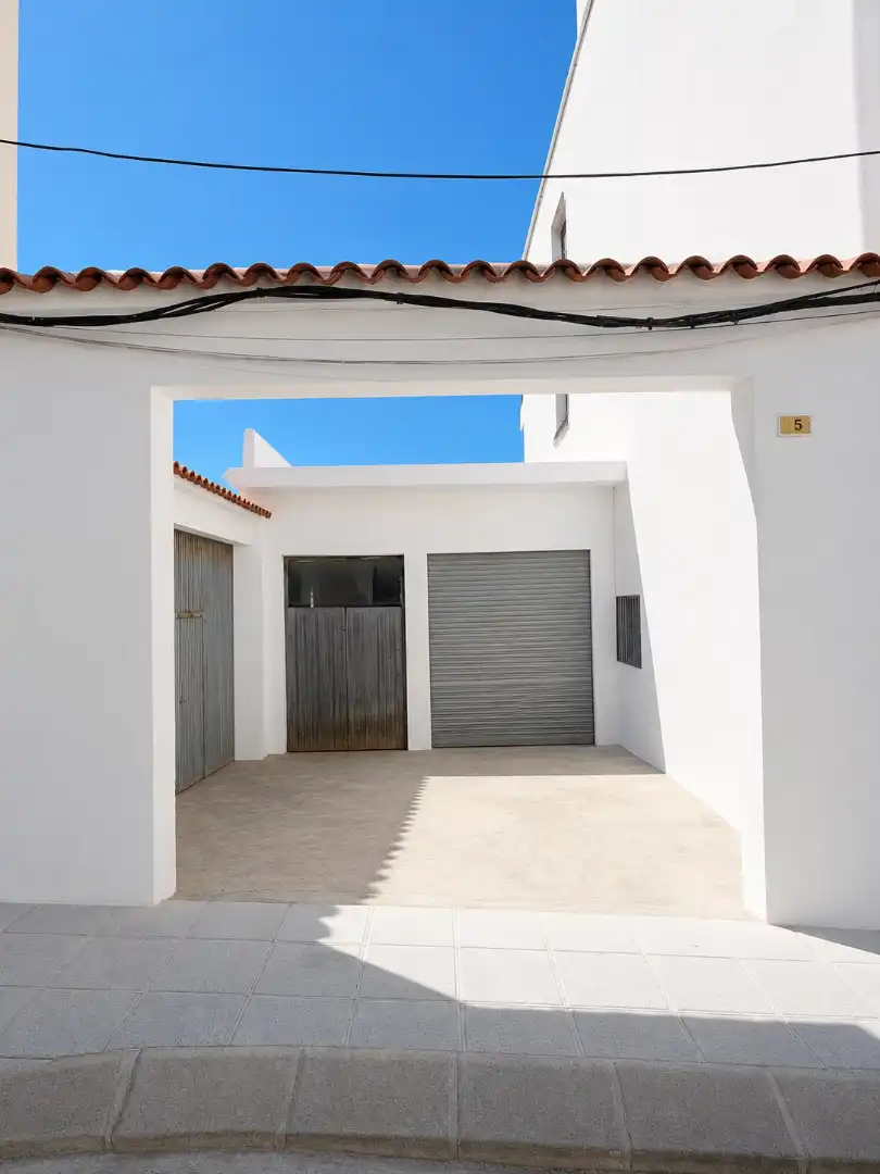 Vista exterior de Edificio en venta en Teulada