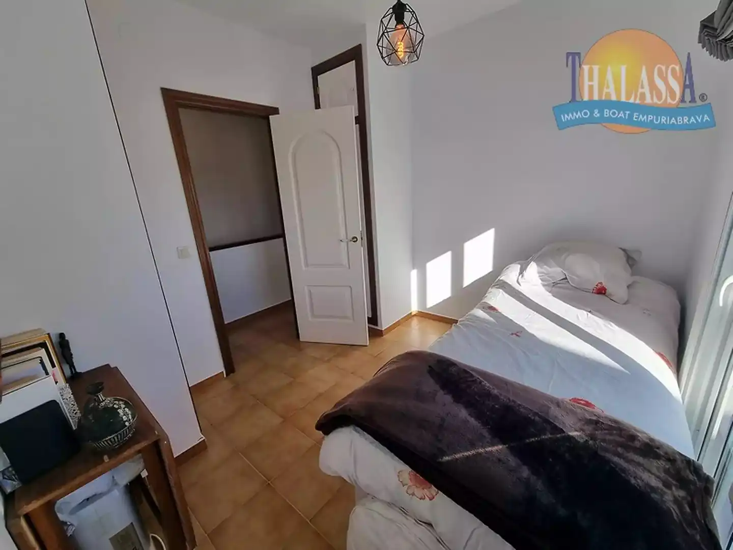 Dormitori de Casa adosada en venda en Roses amb Aire condicionat, Jardí privat i Terrassa