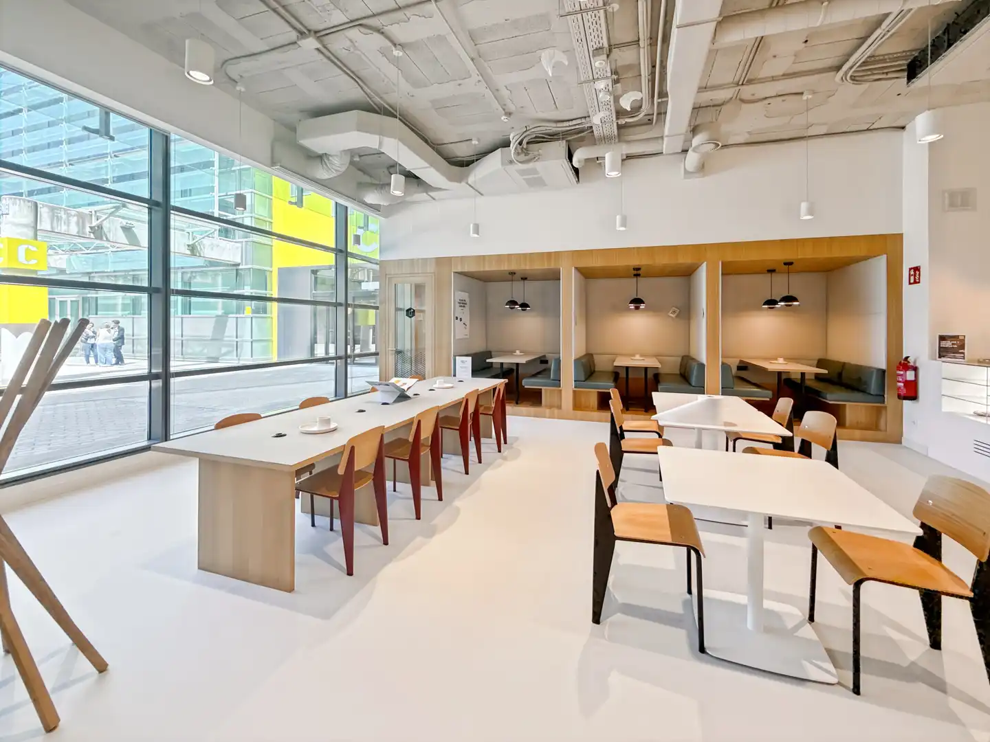 Office for rent in Madrid  with Air Conditioner, Heating and Furnished