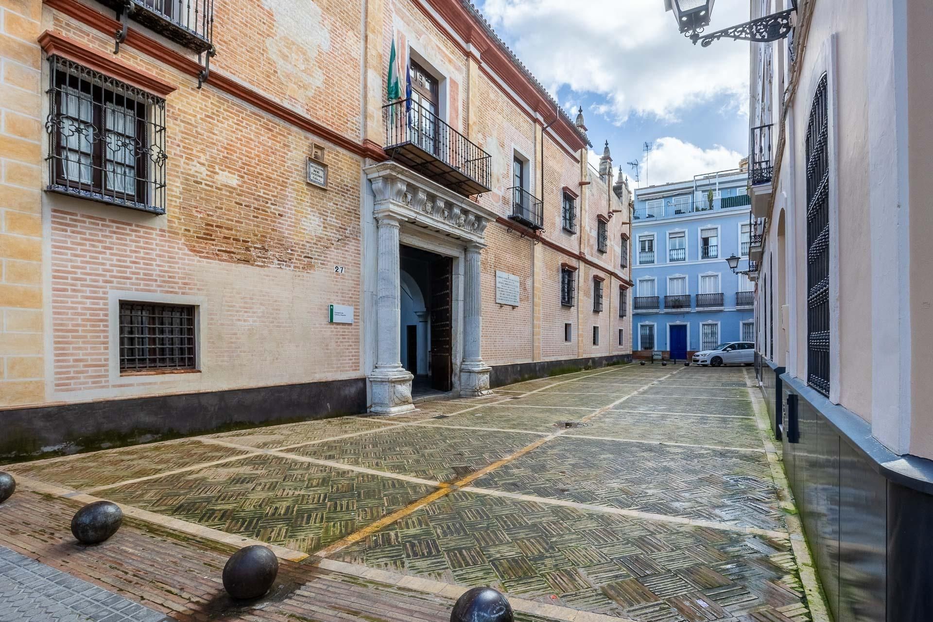 Vista exterior de Casa o xalet en venda en  Sevilla Capital amb Aire condicionat i Moblat