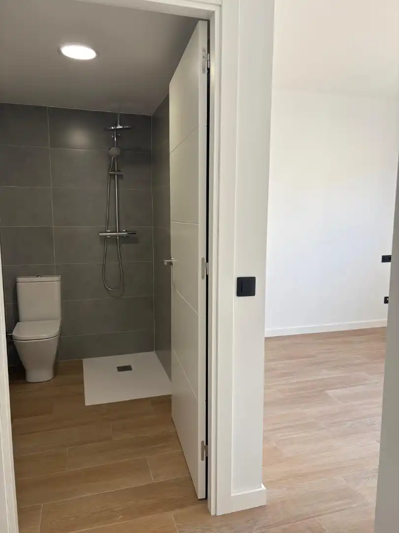 Baño de Ático en venta en Sabadell con Aire acondicionado, Calefacción y Terraza