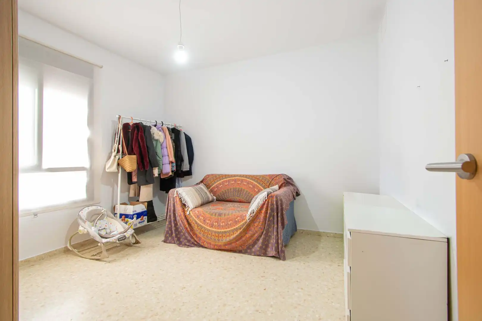 Habitación de Casa adosada en venta en Villanueva del Ariscal con Calefacción