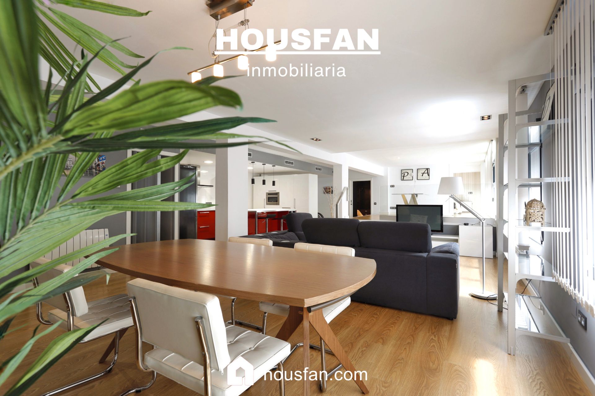 Exterior view of Loft to rent in Cáceres Capital  with Air Conditioner, Heating and Parquet flooring
