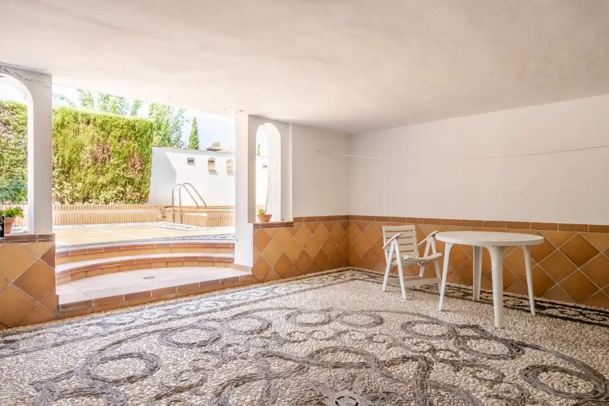 Terrassa de Casa o xalet en venda en La Zubia amb Aire condicionat, Calefacció i Jardí privat