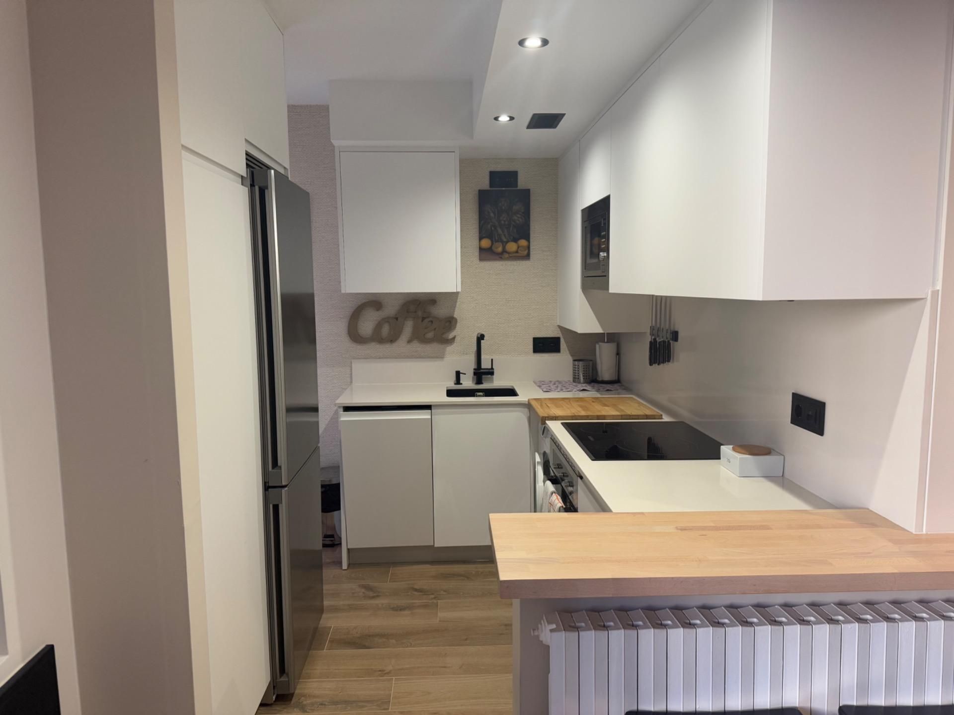 Kitchen of Flat to rent in  Zaragoza Capital  with Heating, Parquet flooring and Balcony