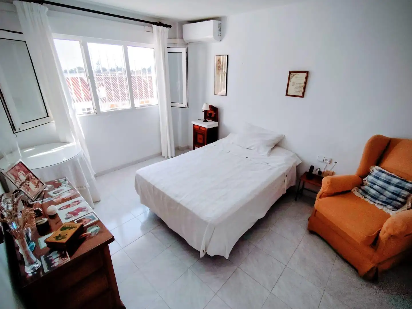 Habitación de Casa adosada en venta en Málaga con Aire acondicionado, Jardín privado y Trastero
