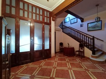 Casa con balcón en venta en Hellín