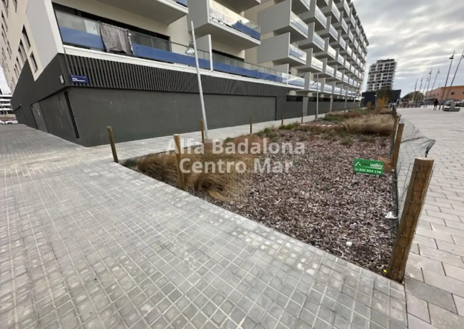 Local comercial de lloguer a Port, imagen 2