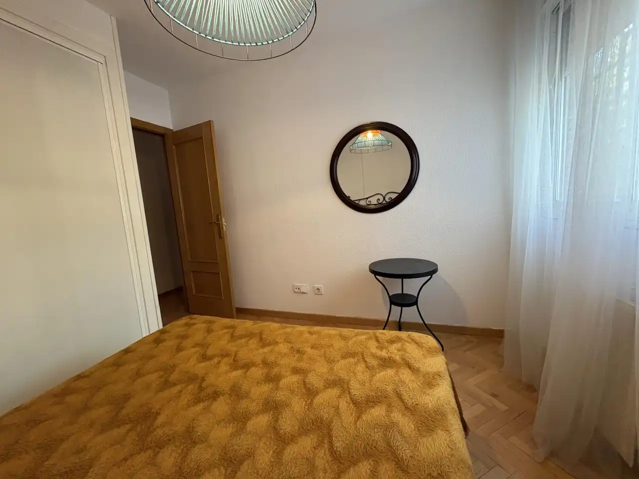 Wohnung zur Miete in Calle Ramón María del Valle Inclán, Espartales