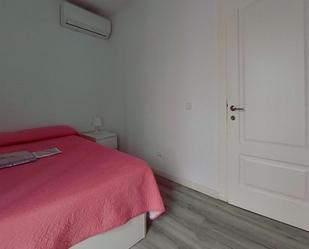 Bedroom of Flat to share in  Madrid Capital  with Air Conditioner and Heating