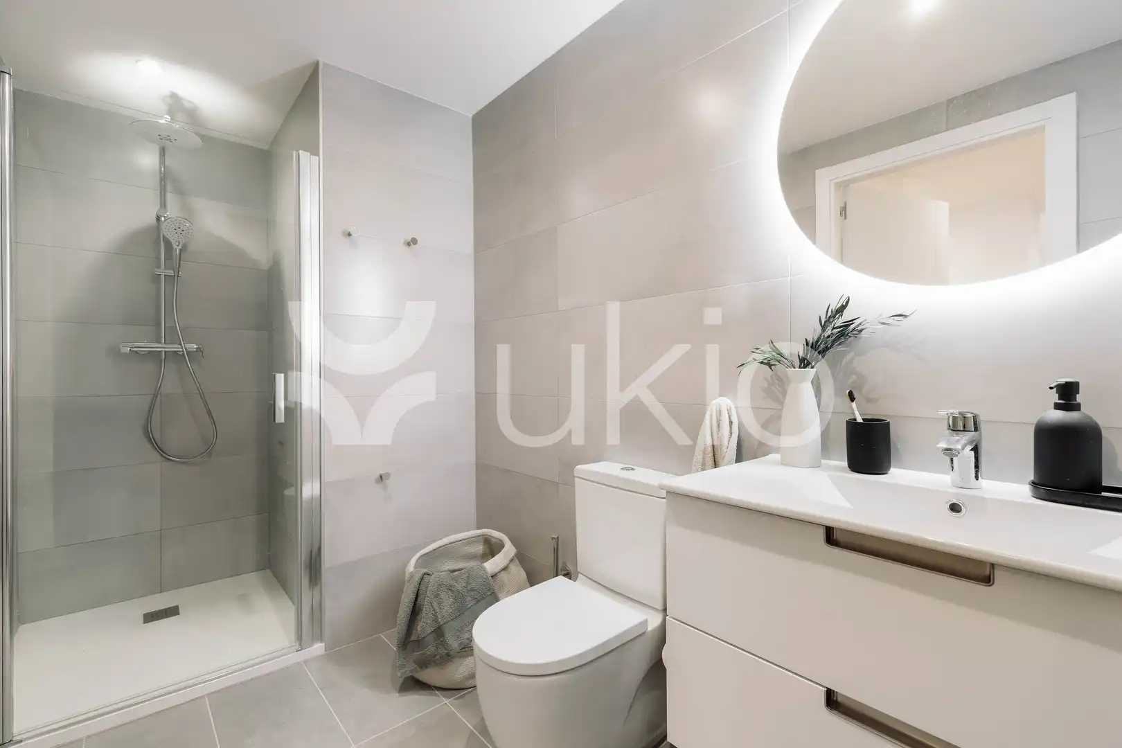 Appartement compact avec terrasse à louer à Carrer de les Jonqueres, imagen 5