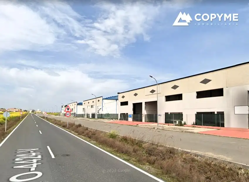 Vista exterior de Nau industrial en venda en Barcience