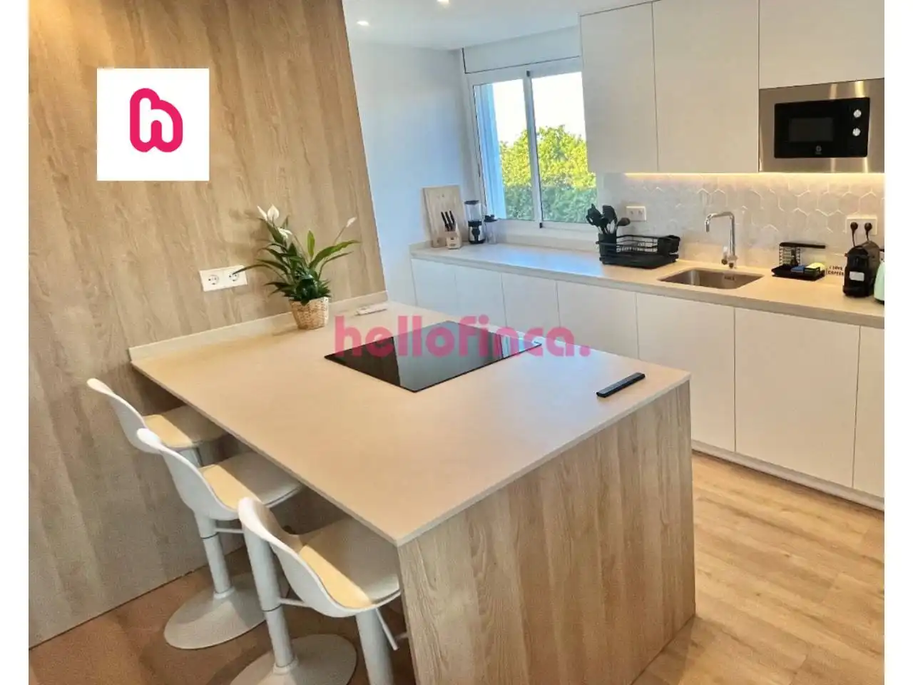 Cocina de Ático en venta en Sant Adrià de Besòs con Aire acondicionado, Calefacción y Parquet