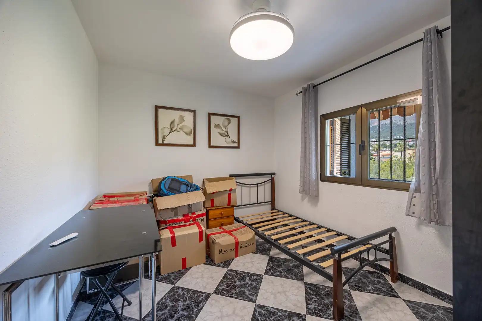 Dormitori de Apartament en venda en La Nucia amb Traster i Moblat