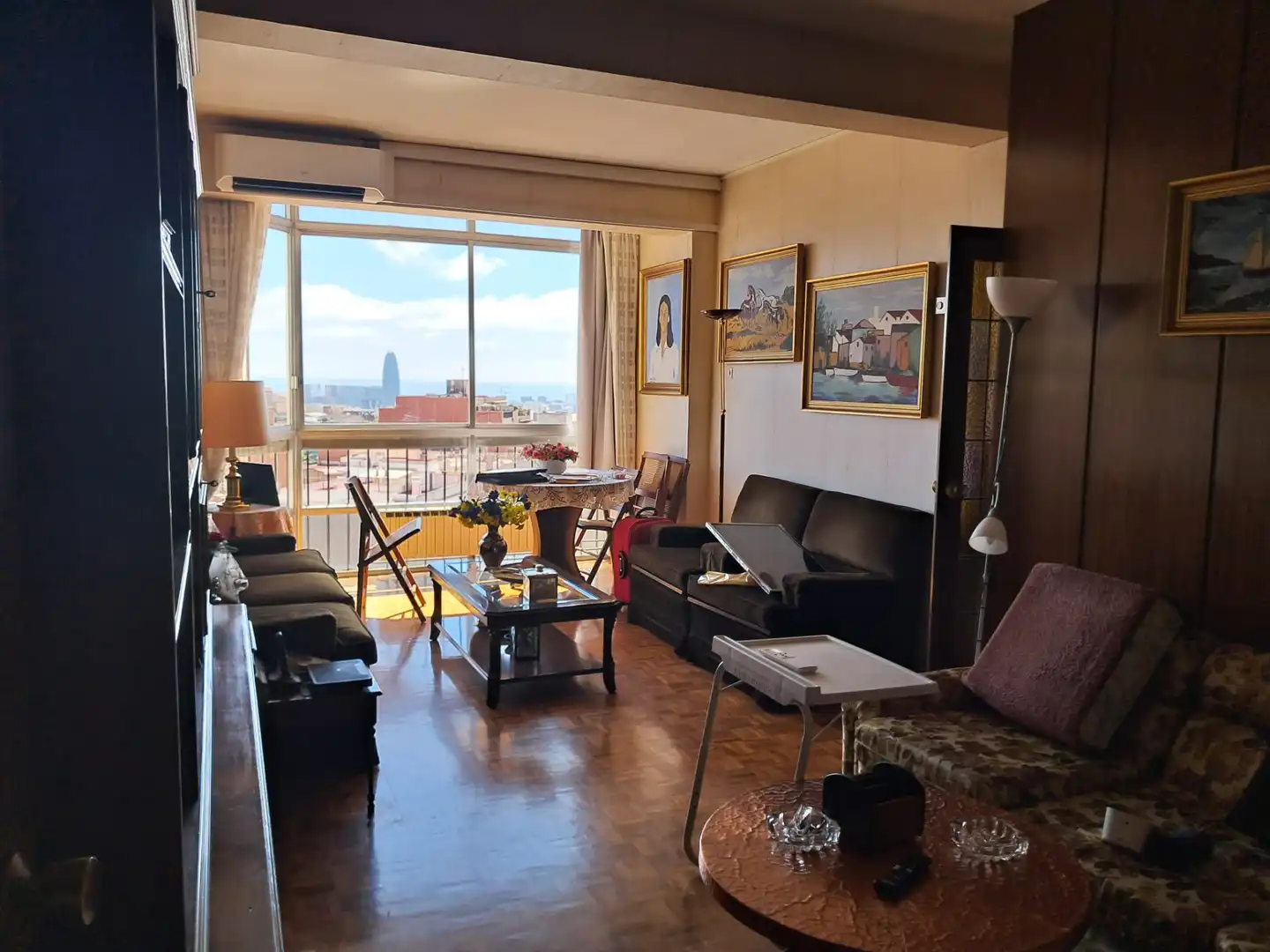 Sala de estar de Ático en venta en Barcelona con Aire acondicionado, Calefacción y Parquet